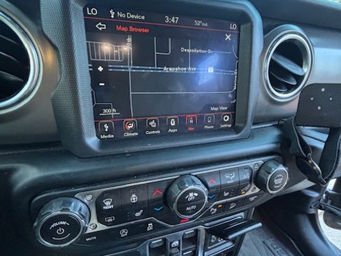 Used 2021 Jeep Wrangler Unlimited Rubicon image 10