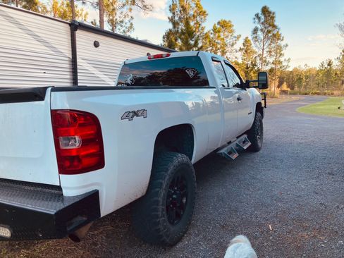 Used 2013 Chevrolet Silverado 2500 W/T AWD/4WD image 4