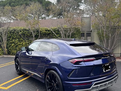 Used 2019 Lamborghini Urus image 4