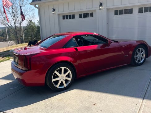 Used 2005 Cadillac XLR image 5