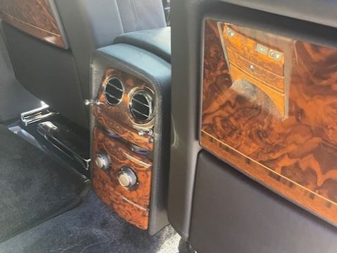 Used 2006 Rolls-Royce Phantom Sedan image 20