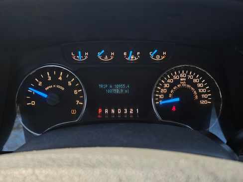Used 2013 Ford F150 XLT image 11