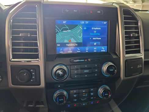 Used 2016 Ford F150 Lariat w/ Equipment Group 502A Luxury image 6