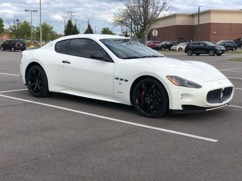 Used 2012 Maserati GranTurismo S RWD image 11