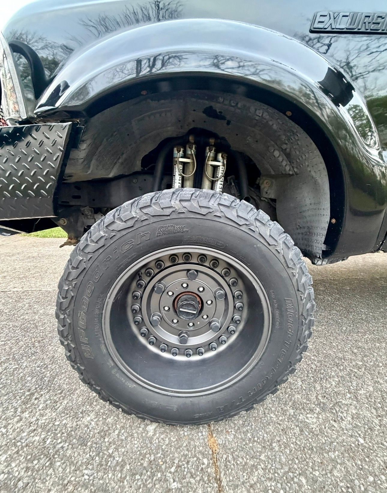 Used 2005 Ford Excursion XLT AWD/4WD image 23