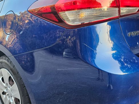 Used 2017 Kia Forte LX image 25