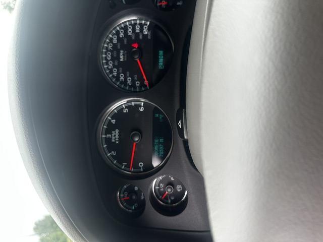 Used 2013 Chevrolet Avalanche LT w/ All-Star Edition AWD/4WD image 10