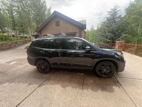 Used 2020 Honda Pilot Black Edition image 1