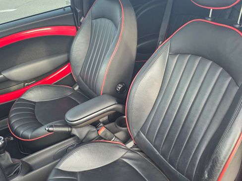 Used 2011 MINI Cooper John Cooper Works image 24