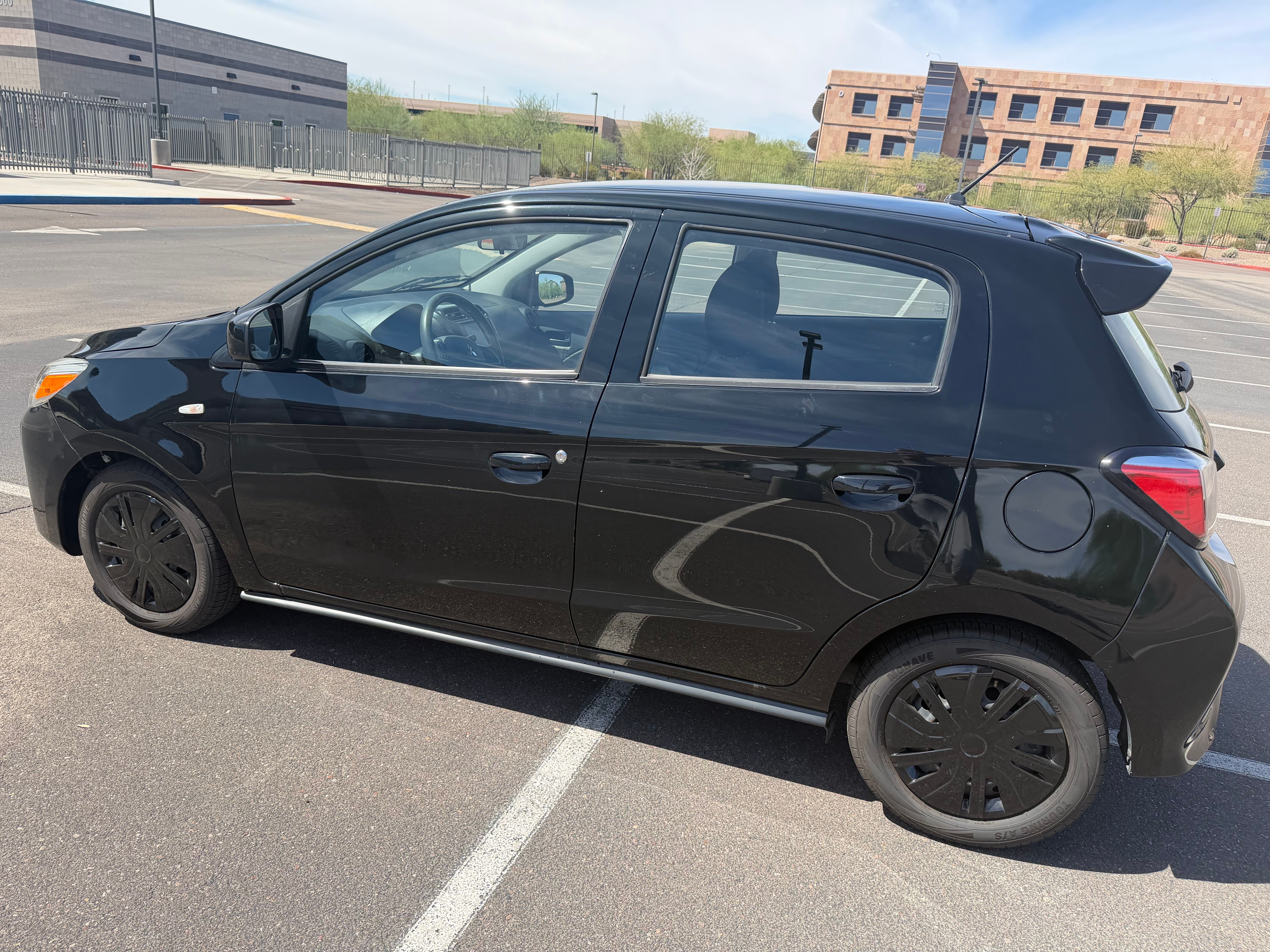 Used 2021 Mitsubishi Mirage ES FWD image 1