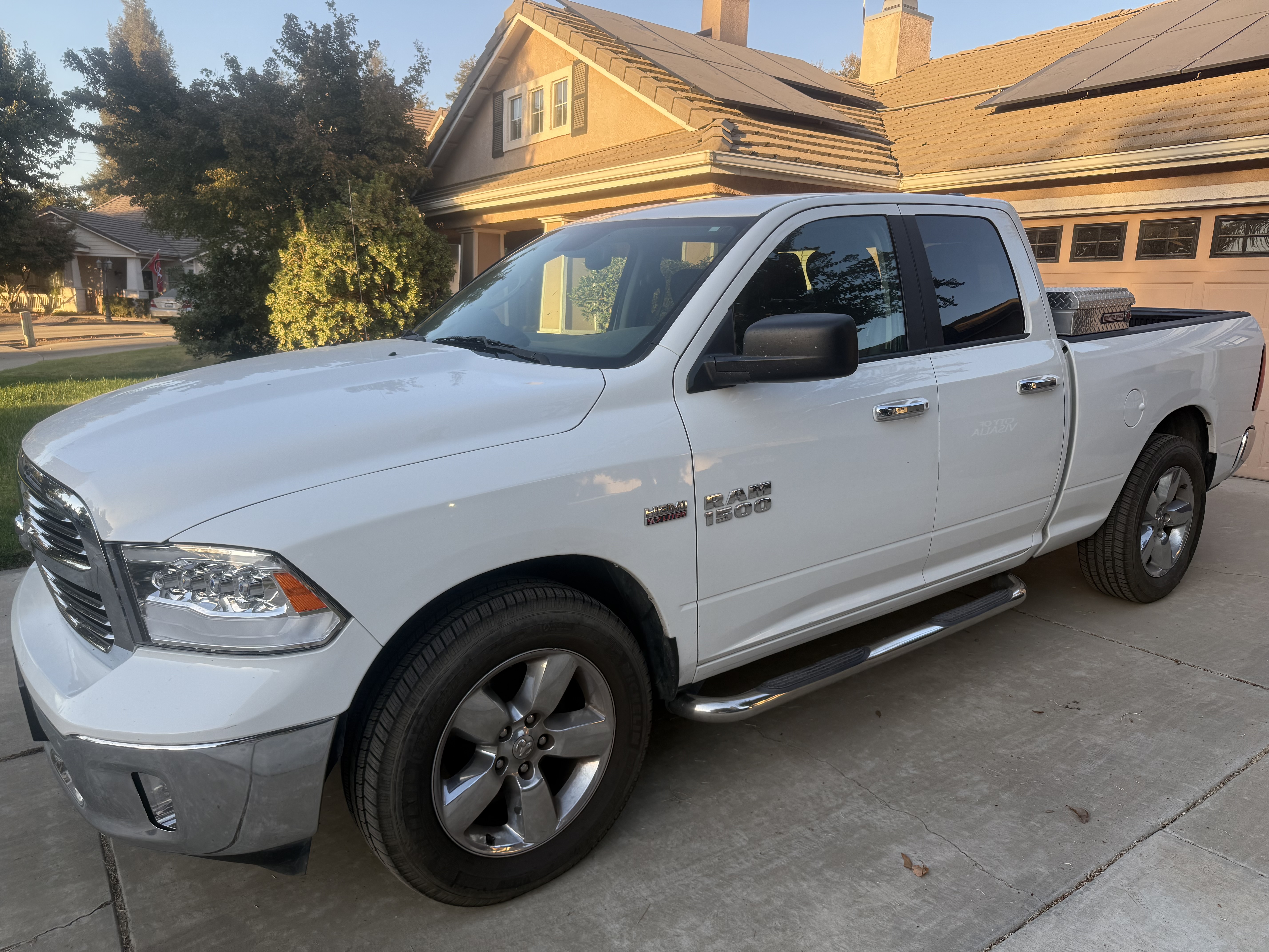 Used 2016 RAM 1500 Big Horn RWD image 2