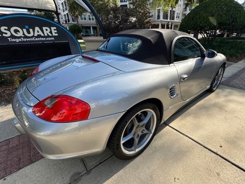 Used 2004 Porsche Boxster S image 4