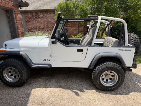 Used 1994 Jeep Wrangler S AWD/4WD image 9