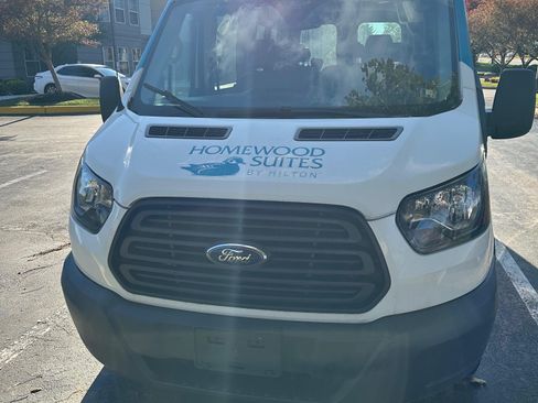 Used 2016 Ford Transit 350 XL image 6