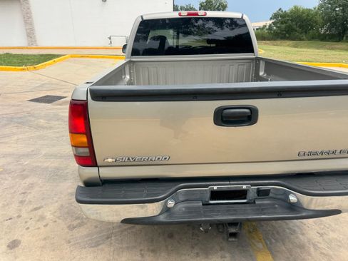 Used 2001 Chevrolet Silverado 1500 LS w/ Firm Ride Suspension Pkg RWD image 31