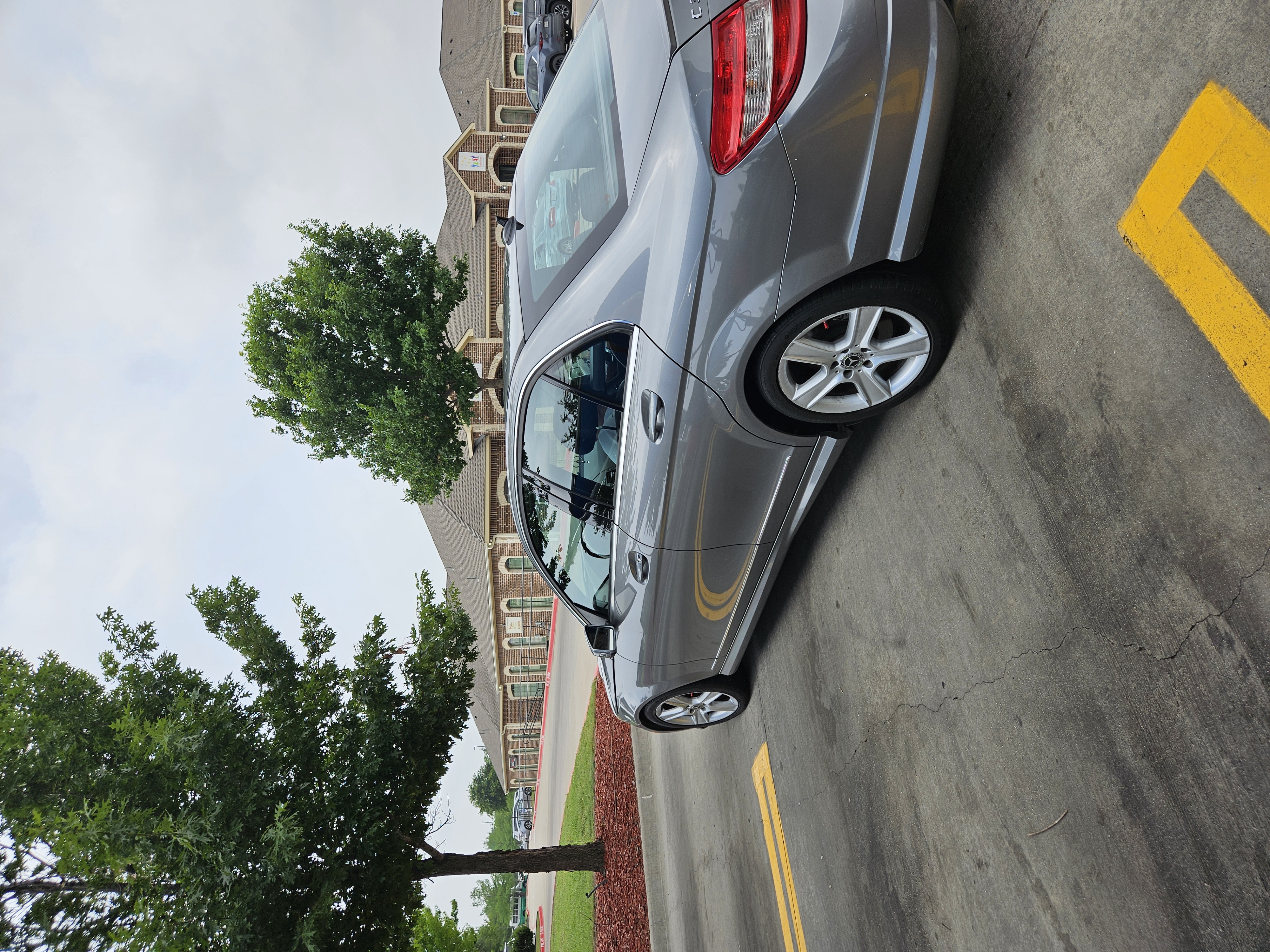 Used 2011 Mercedes-Benz C 300 Sedan image 16
