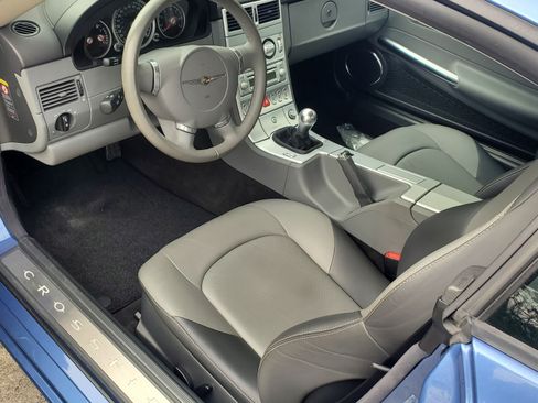 Used 2005 Chrysler Crossfire Limited image 16