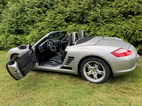 Used 2008 Porsche Boxster RWD image 16