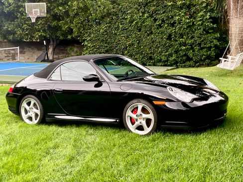 Used 2004 Porsche 911 Carrera 4S image 1