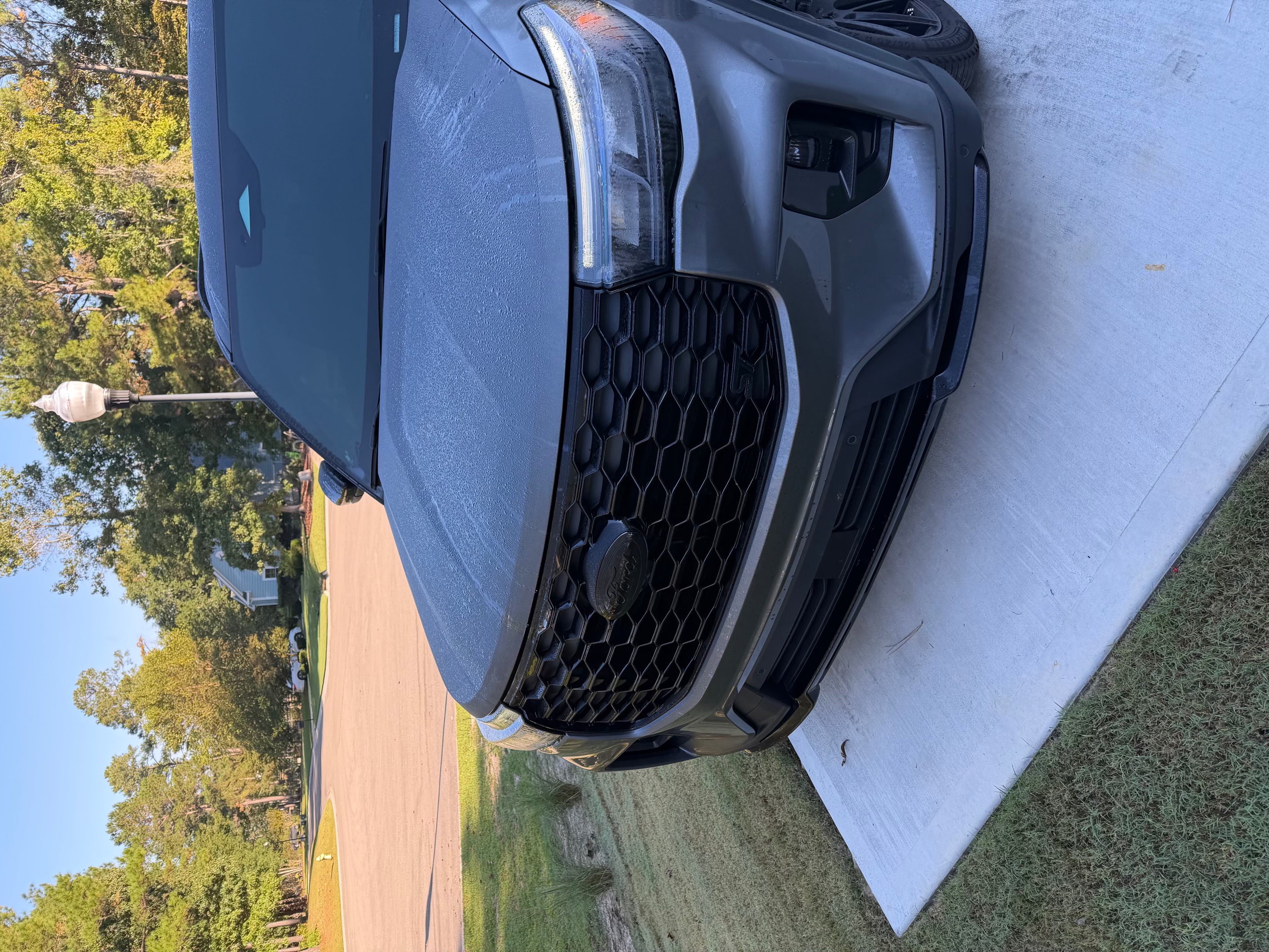 Used 2025 Ford Explorer ST w/ Sun And Sound Package AWD/4WD image 5