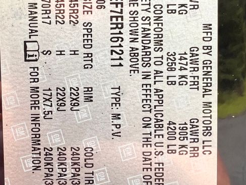 Used 2014 Cadillac Escalade Luxury image 21