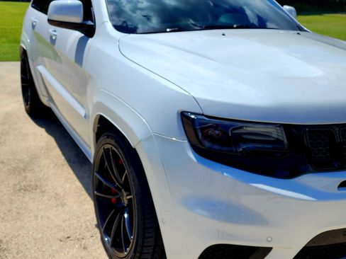 Used 2018 Jeep Grand Cherokee Trackhawk image 5