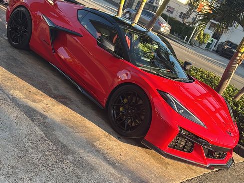 Used 2024 Chevrolet Corvette Z06 w/ Stealth Interior Trim Package image 4