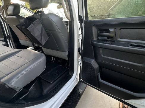 Used 2016 RAM 2500 Tradesman w/ Protection Group image 11