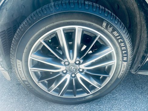 Used 2018 INFINITI QX60 FWD w/ Deluxe Technology Package image 15