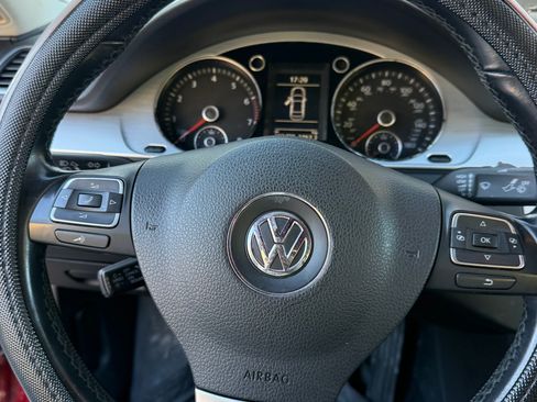 Used 2014 Volkswagen CC Sport image 18