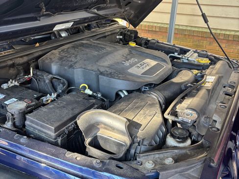 Used 2013 Jeep Wrangler Sport image 14