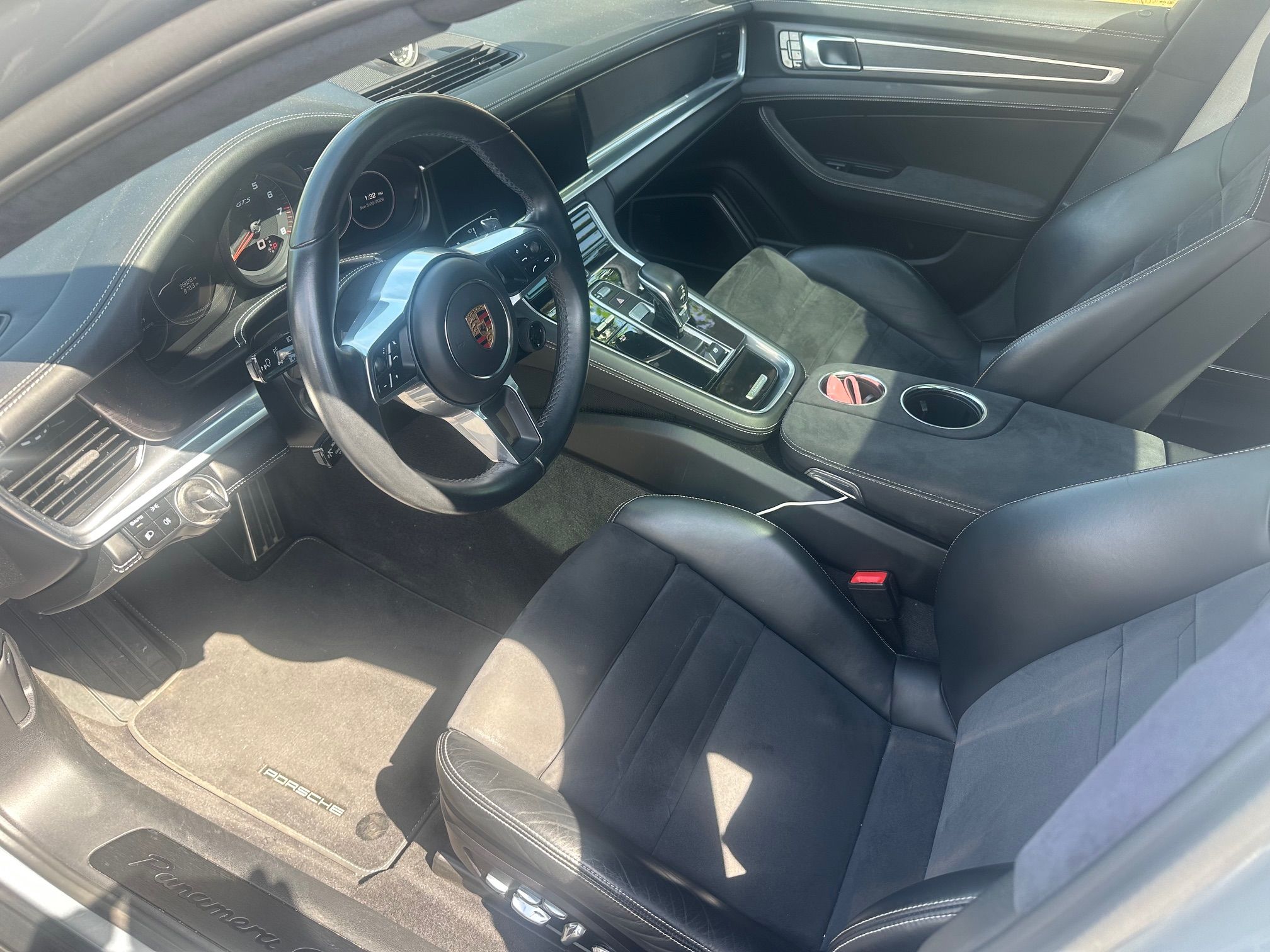 Used 2019 Porsche Panamera GTS AWD/4WD image 18