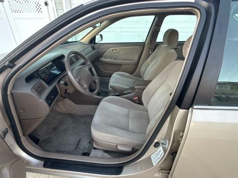 Used 2001 Toyota Camry LE image 12