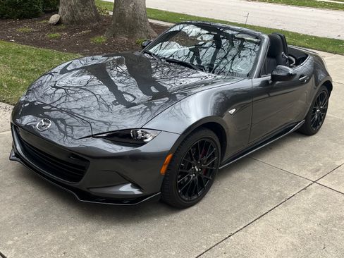 Used 2019 MAZDA MX-5 Miata Club w/ Brembo/BBS Package image 8