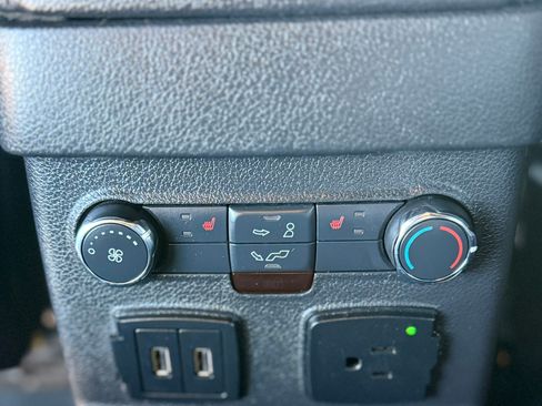 Used 2019 Ford Explorer Limited w/ Class III Trailer Tow Package image 14