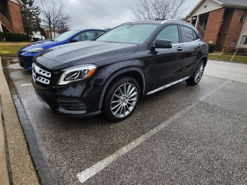 Used 2020 Mercedes-Benz GLA 250 4MATIC image 2