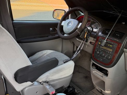 Used 2008 Chevrolet Uplander LS w/ Climate Package FWD image 13