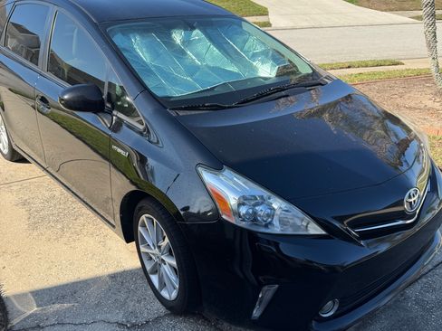 Used 2012 Toyota Prius V Five image 13