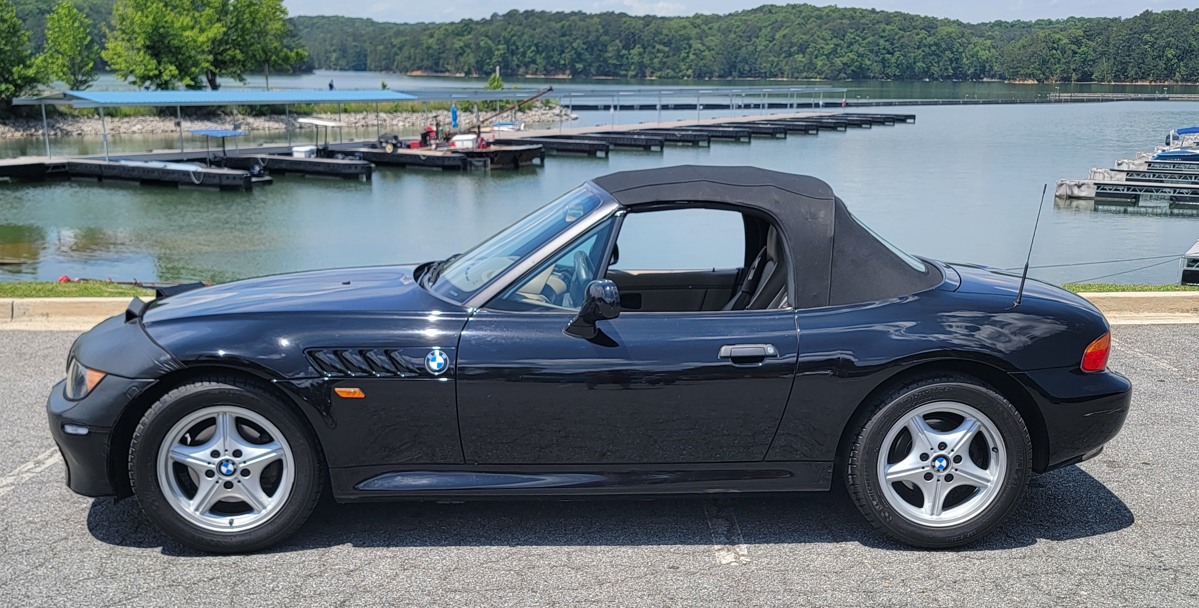 Used 1997 BMW Z3 1.9 RWD image 2