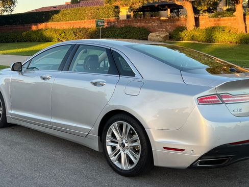 Used 2014 Lincoln MKZ Hybrid w/ Equipment Group 202A Reserve image 2