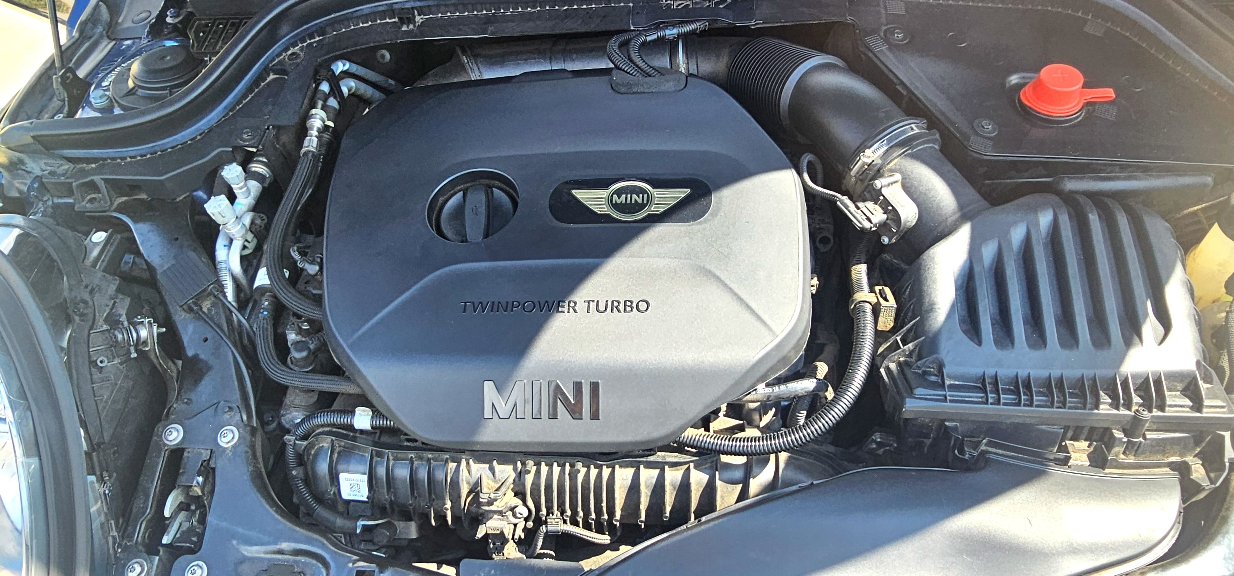 Used 2018 MINI Cooper S FWD image 4