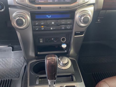 Used 2015 Toyota 4Runner Limited image 8