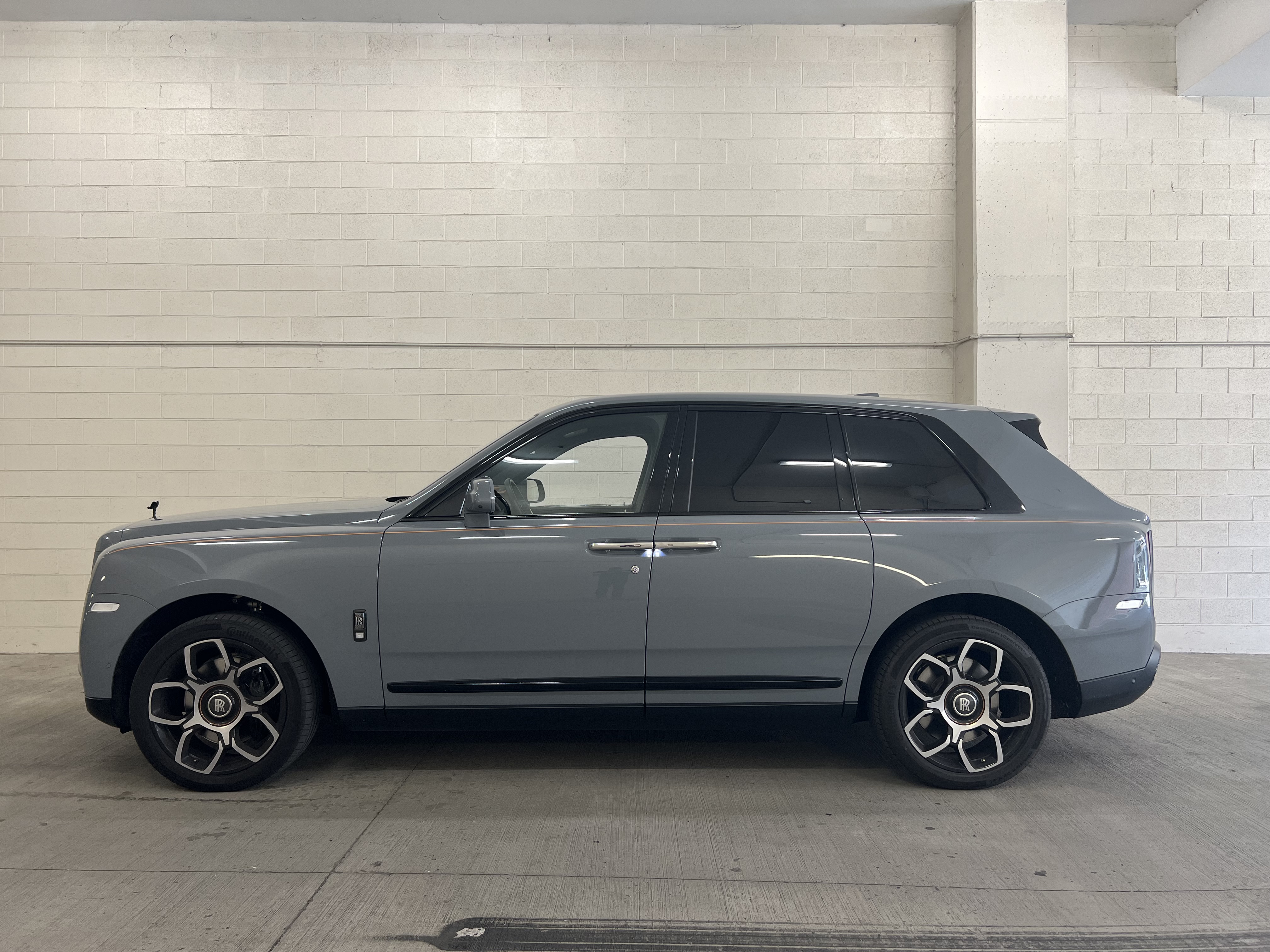 Used 2019 Rolls-Royce Cullinan AWD/4WD image 9