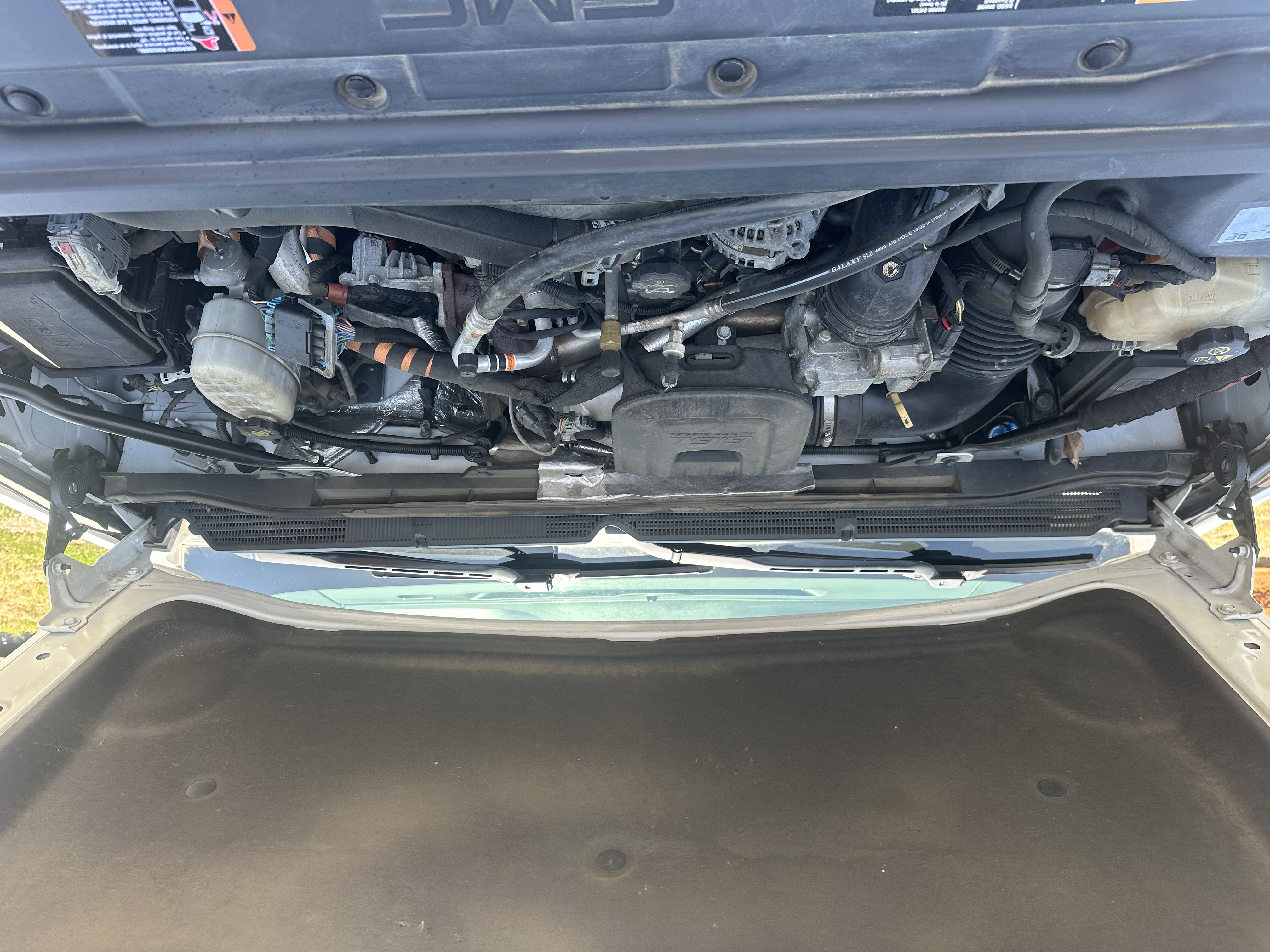 Used 2016 GMC Sierra 3500 Denali w/ Duramax Plus Package AWD/4WD image 15