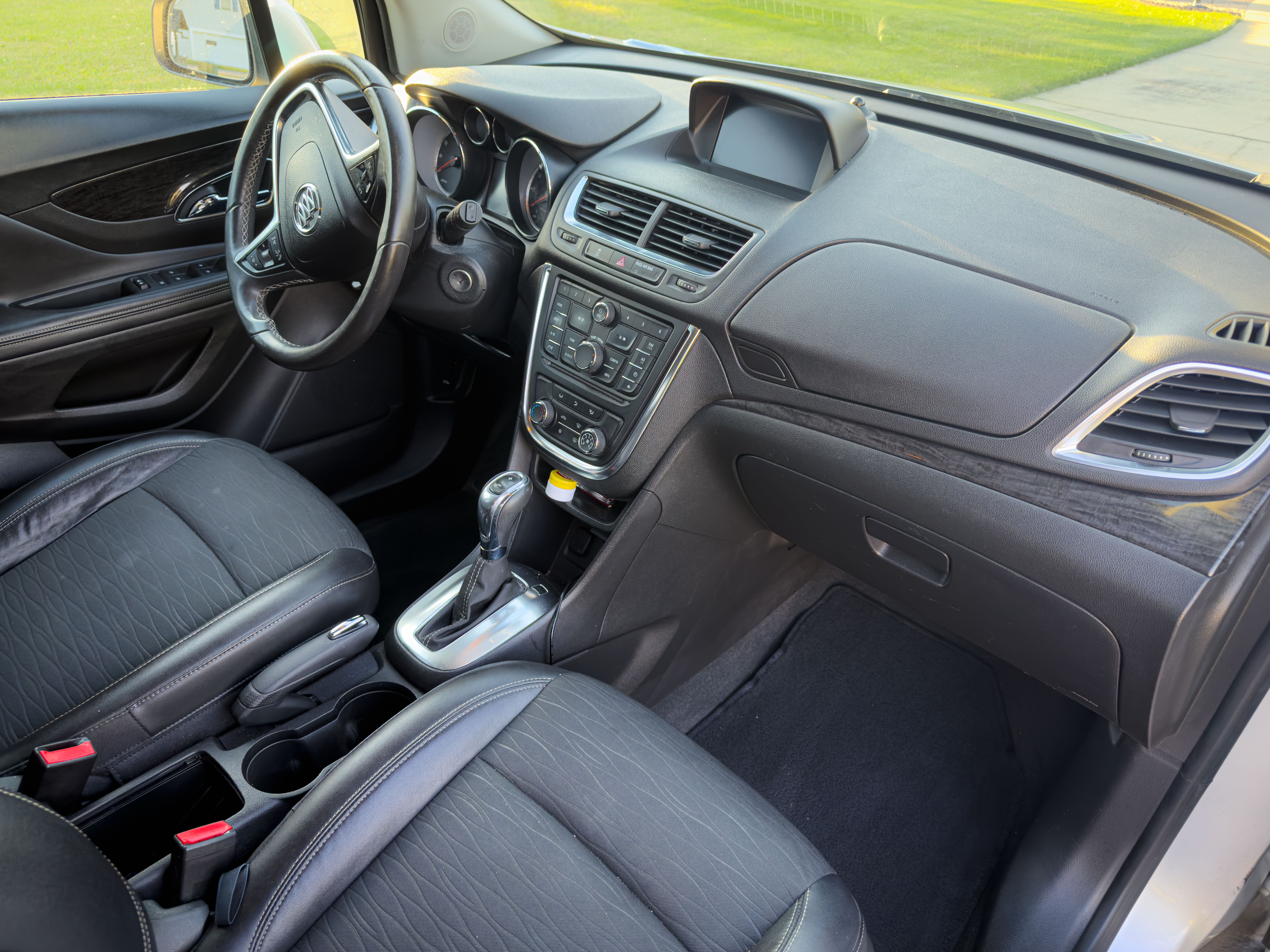 Used 2016 Buick Encore FWD image 12