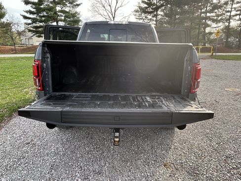 Used 2018 Ford F150 Raptor w/ Equipment Group 802A Luxury image 10