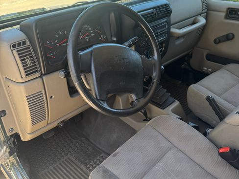 Used 2003 Jeep Wrangler Rubicon AWD/4WD image 11