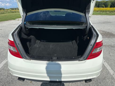 Used 2011 Mercedes-Benz C 300 Sedan image 6
