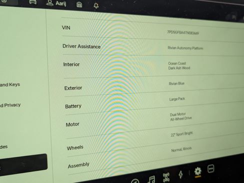 Used 2026 Rivian R1S Adventure image 12