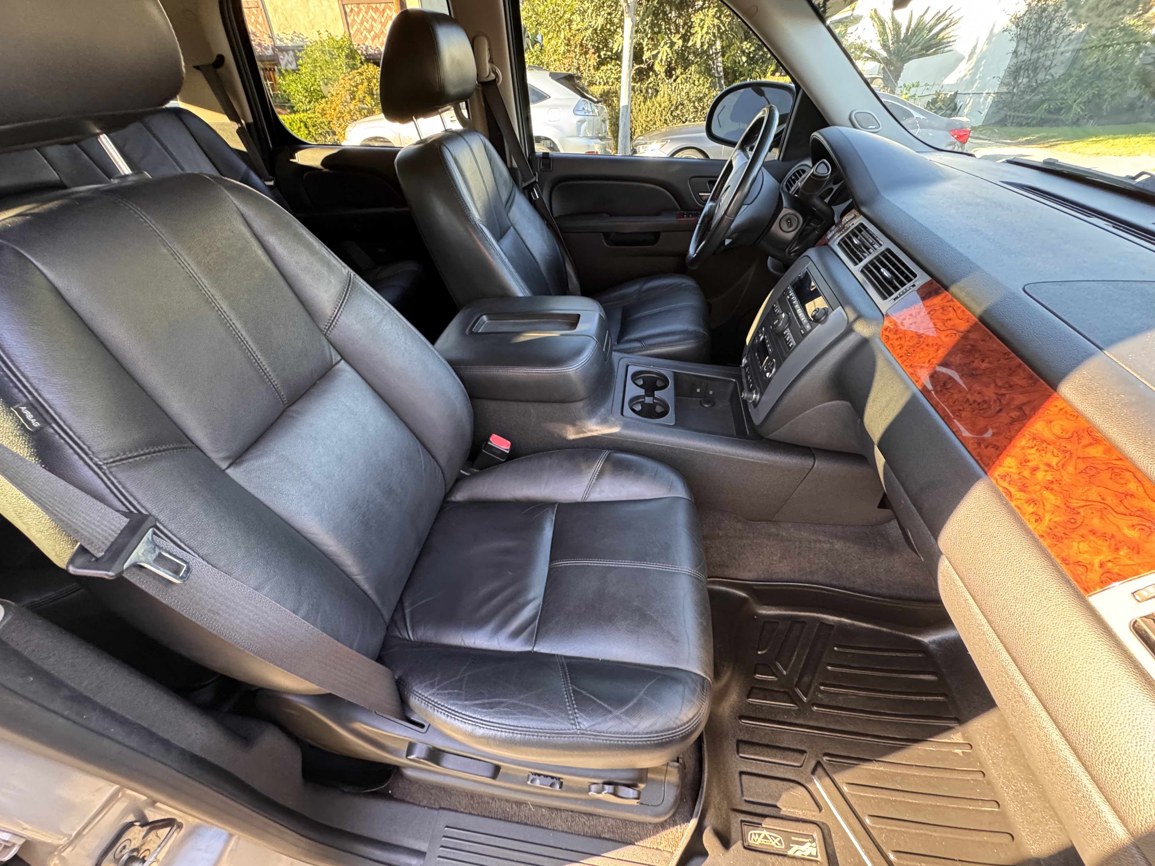 Used 2012 GMC Yukon SLT w/ Regional Value Package RWD image 10